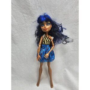 Monster High Doll Robecca Steam Coffin Bean- Not Complete